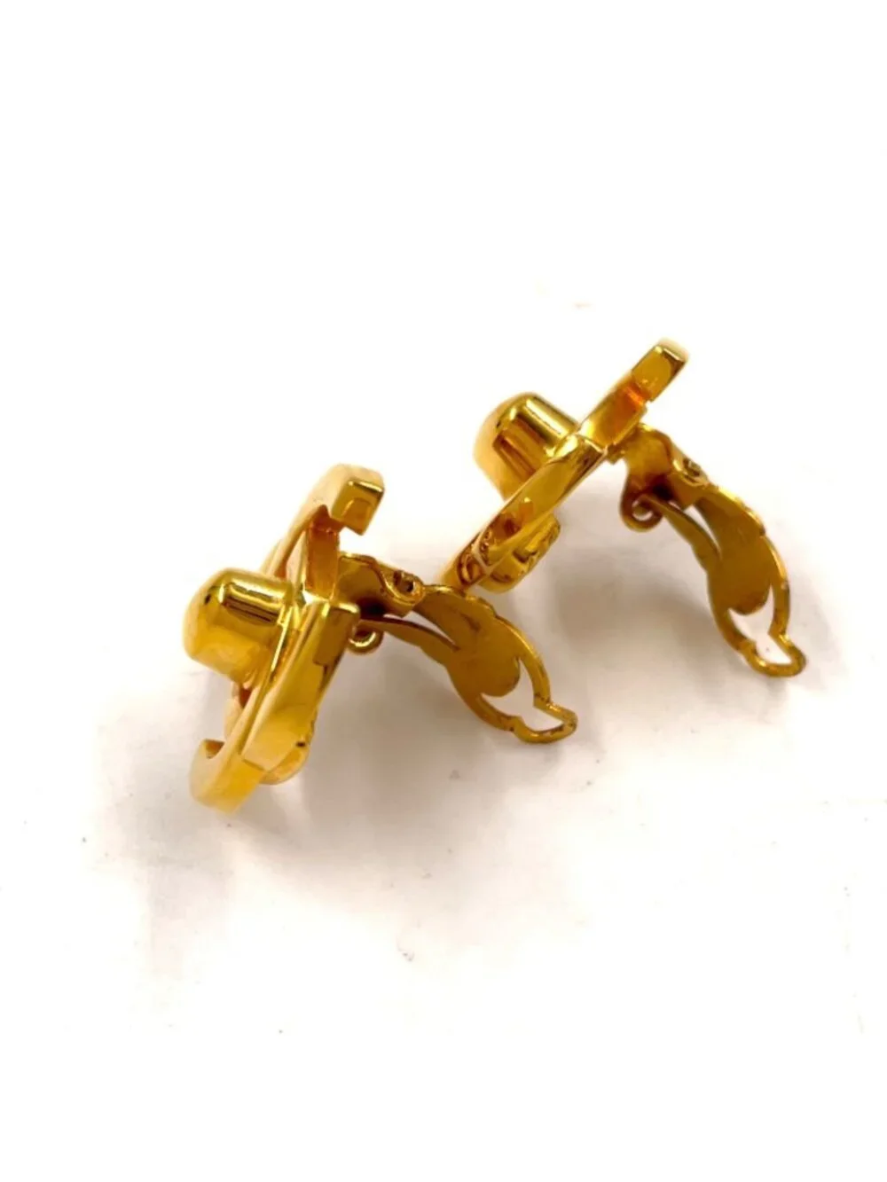 Chanel CC Logo Metal Gold Earrings